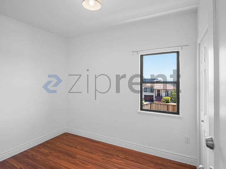 444 Lux Ave — Photo 19