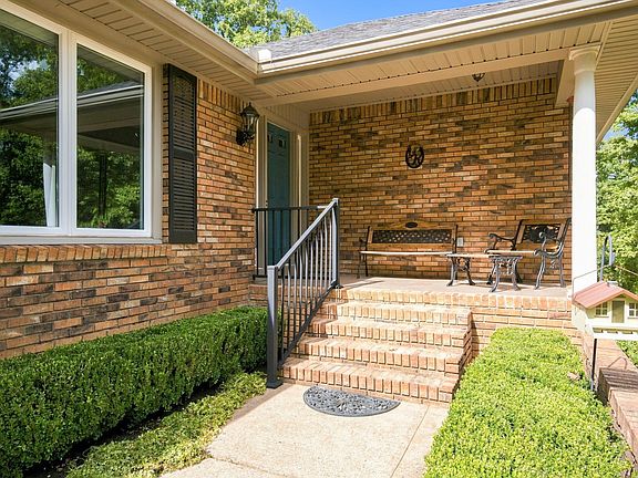 5th image of 103 Kimberly Dr