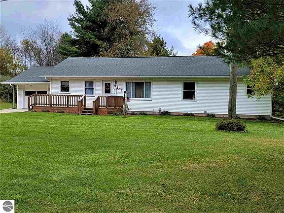 3rd image of 9387 Church Rd