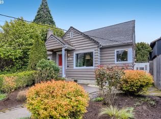 8241 SW Terwilliger Blvd, Portland, OR 97219