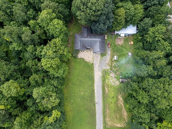 3rd image of 568 County Road 1101