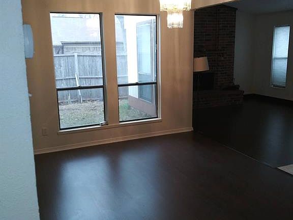 5th image of 2608 Countess Dr