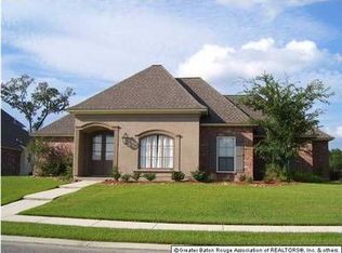 17751 Shady Path Ct, Baton Rouge, LA 70816