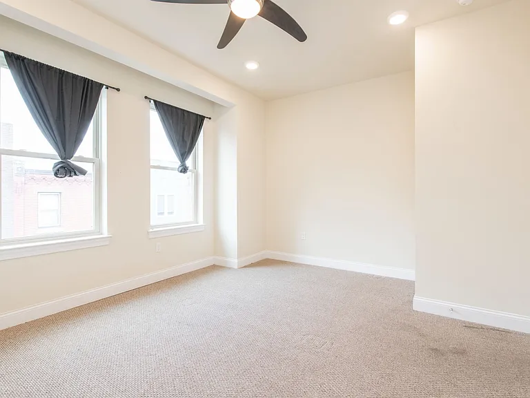 1825 N Bouvier St #B — Photo 28