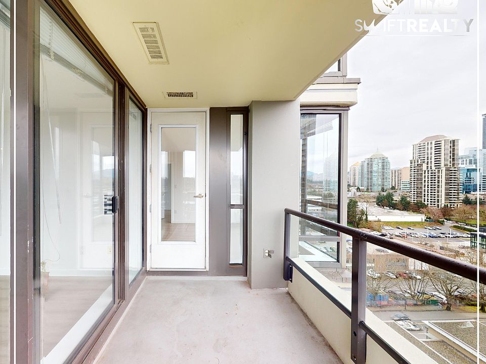 02_1702-4182-Dawson_St_spacious balcony_01242025