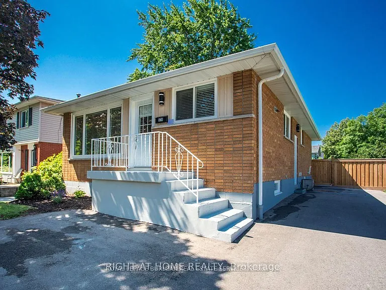 576 Turner Dr #MAIN — Photo 1