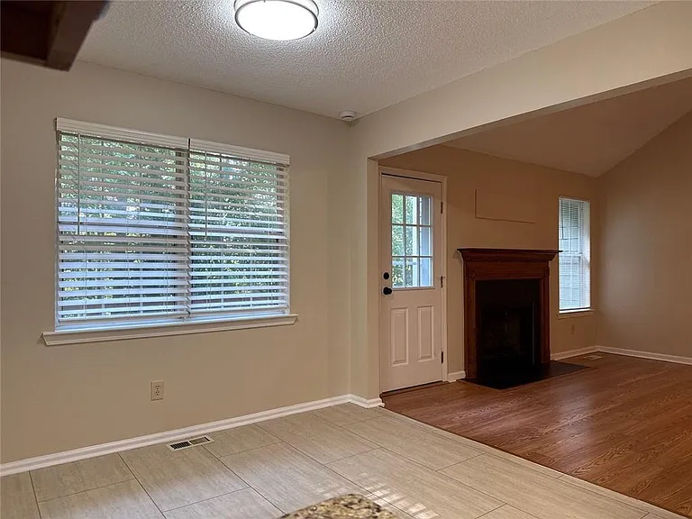 217 Briarpatch Ct — Photo 13