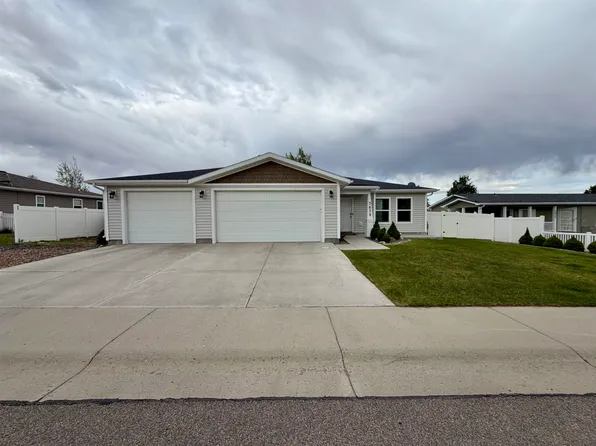 3839 Sandhill St, Rock Springs, WY 82901