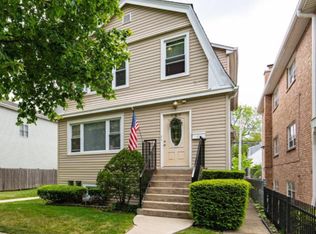 5909 W Leland Ave #1, Chicago, IL 60630