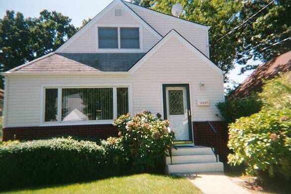 68 W Marshall Street