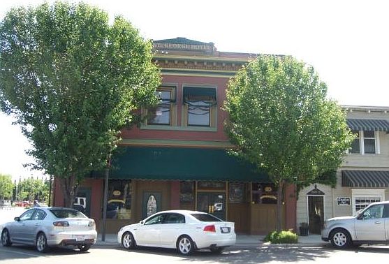 2nd image of 1342 Main St