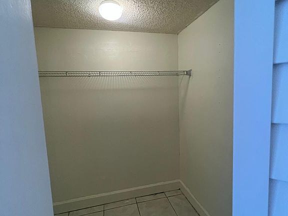 4th image of 10661 SW 108th Ave #11