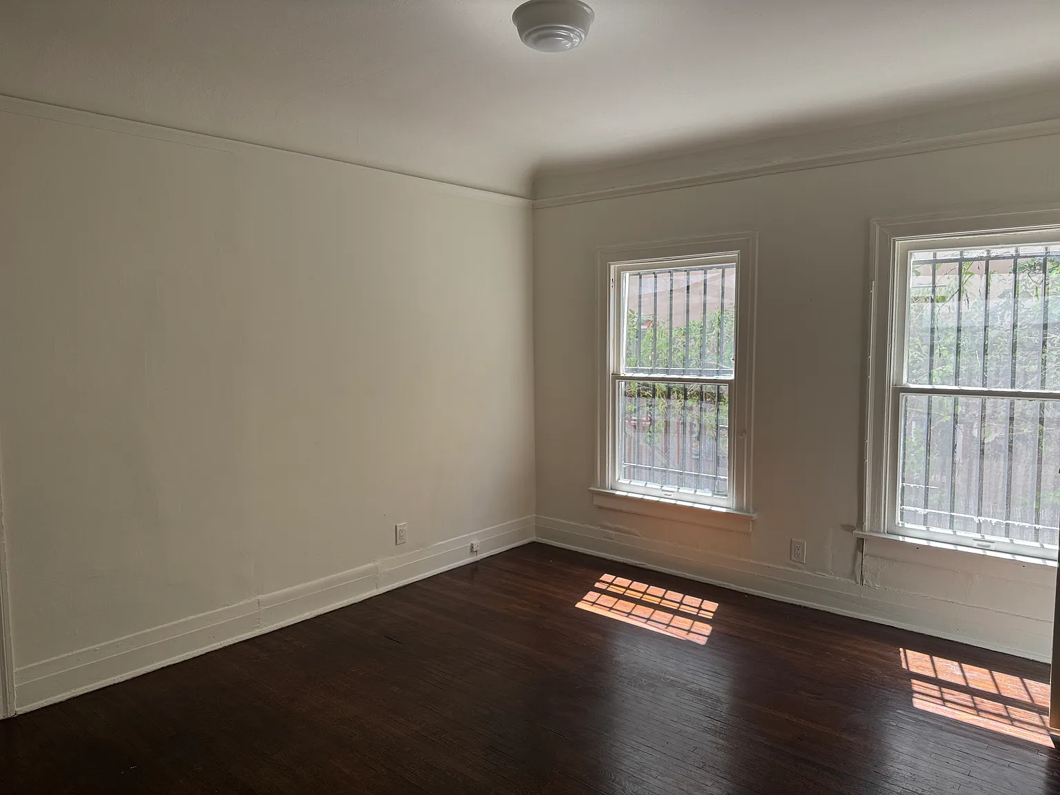 1 bed, 800 sqft, $2,000 — Photo 2