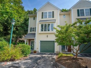 15 Groveland Commons Way, Groveland, MA 01834