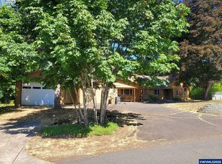 1006 Mountain View Rd, Sweet Home, OR 97386
