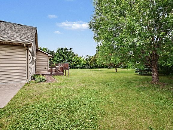 5th image of 519 Edie Ct