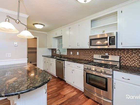 3rd image of 3606 Mill Glen Dr