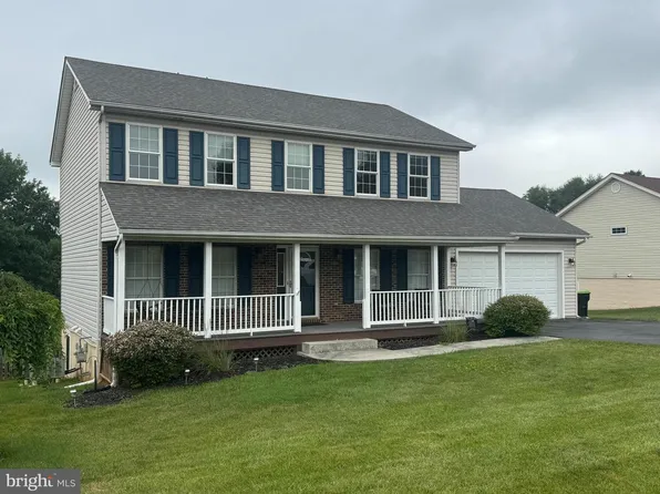 121 Fortress Dr, Winchester, VA 22603