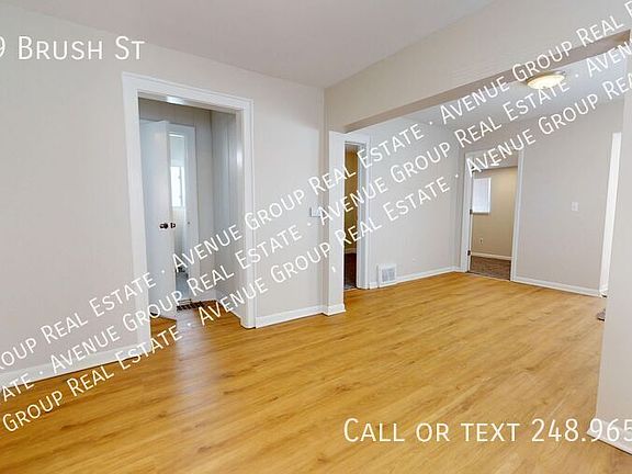 5th image of 30419 Brush St