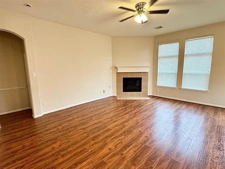 26934 Churchill Gate Ln — Photo 9