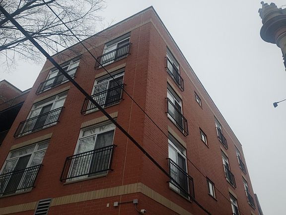 2nd image of 2520 S Oakley Ave Unit 307
