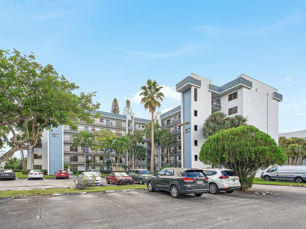 4700 Lucerne Lakes Blvd W #306, Lake Worth, FL 33467