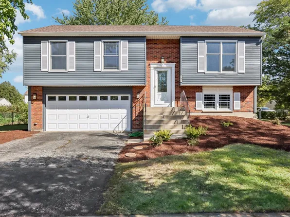 985 Lexington Ave, Saint Charles, IL 60174