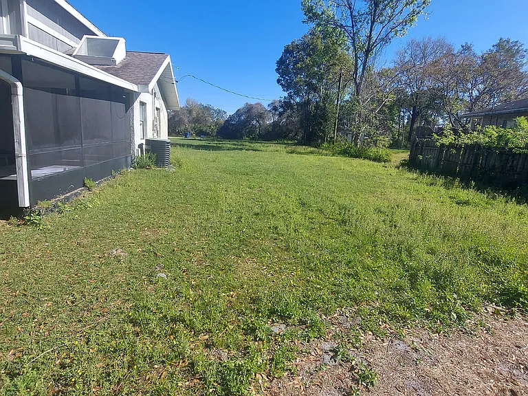 2449 E Lake Dr — Photo 28