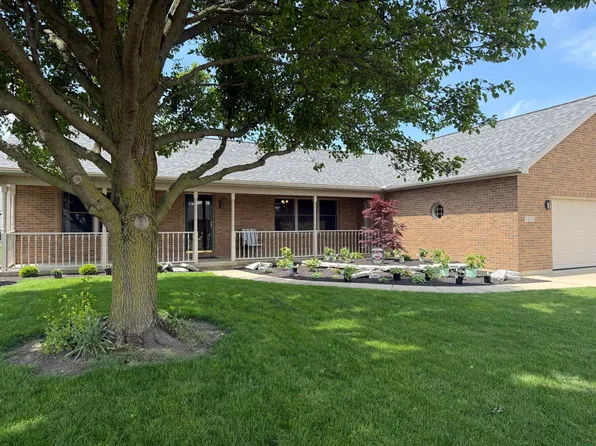 1215 Kimberly Dr, Saint Marys, OH 45885