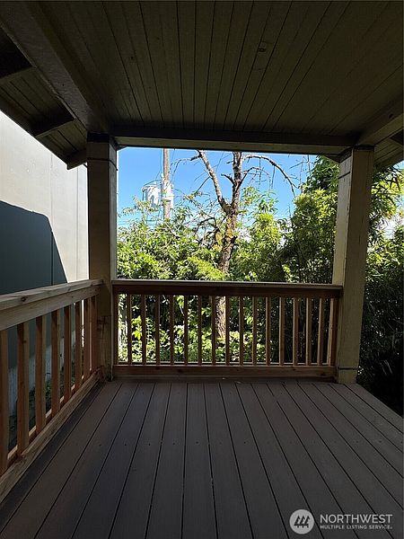 5th image of 139 NW 85th Street
