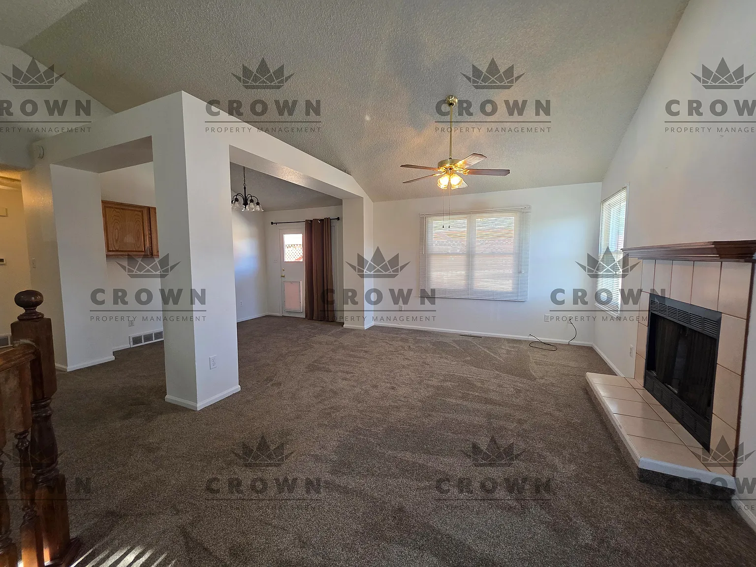3 bed, 1968 sqft, $2,600 — Photo 3