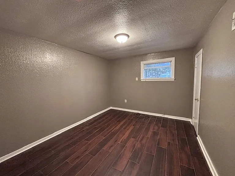 3906 S Barrow Dr — Photo 14