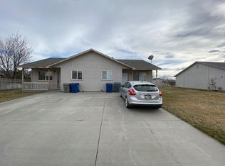 1163 NW Dogwood Cir, Mountain Home, ID 83647