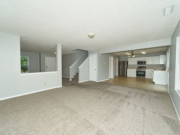 5th image of 10279 Butler Dr