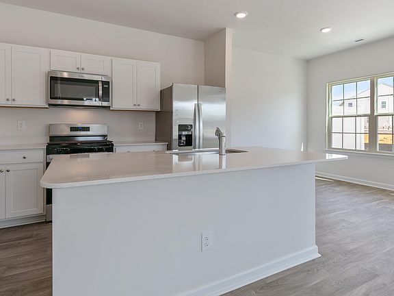 7th image of this home