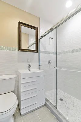 Rented by Douglas Elliman | media 16