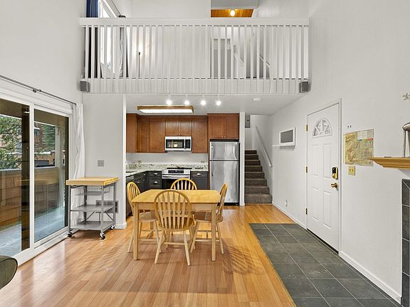 5th image of 11645 Snowpeak Way #512
