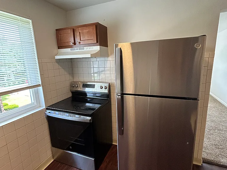 846 Youngs Ln #6 — Photo 3