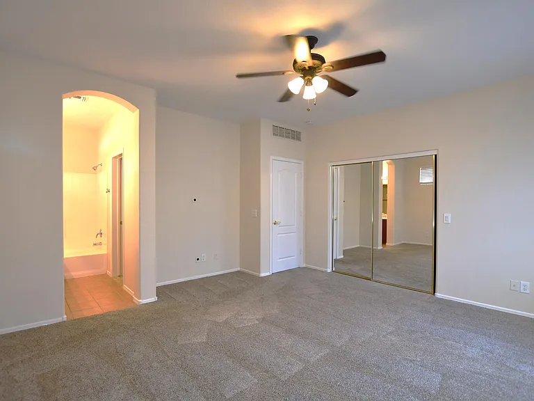 5310 E Harmony Ave — Photo 18