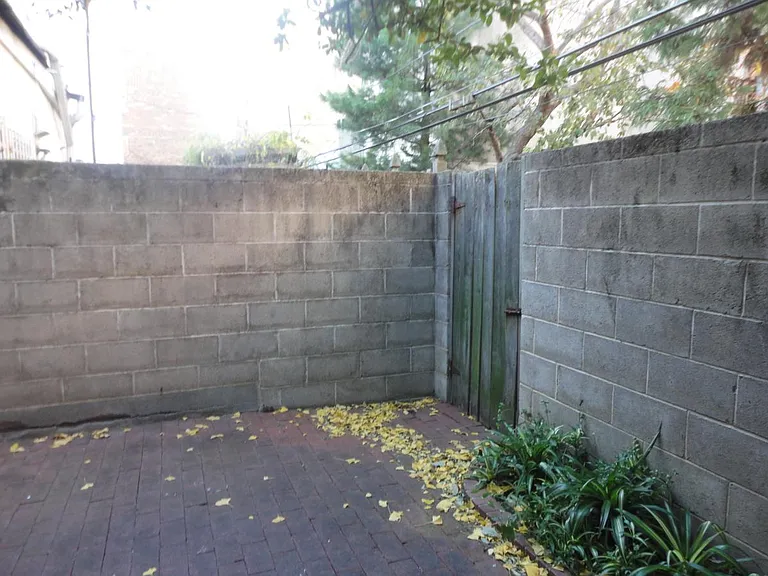 2049 Kater St — Photo 20