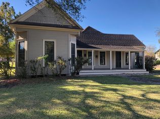 2400 Avenue I, Bay City, TX 77414