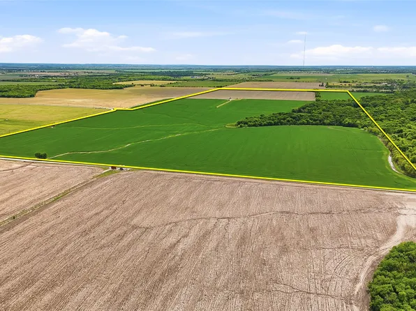 Davis Rd, Whitesboro, TX 76273