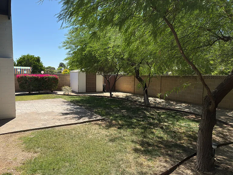 2507 E Manhatton Dr — Photo 18