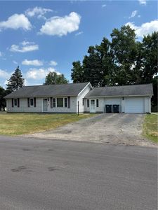 12 Willow St, Big Flats, NY, 14814