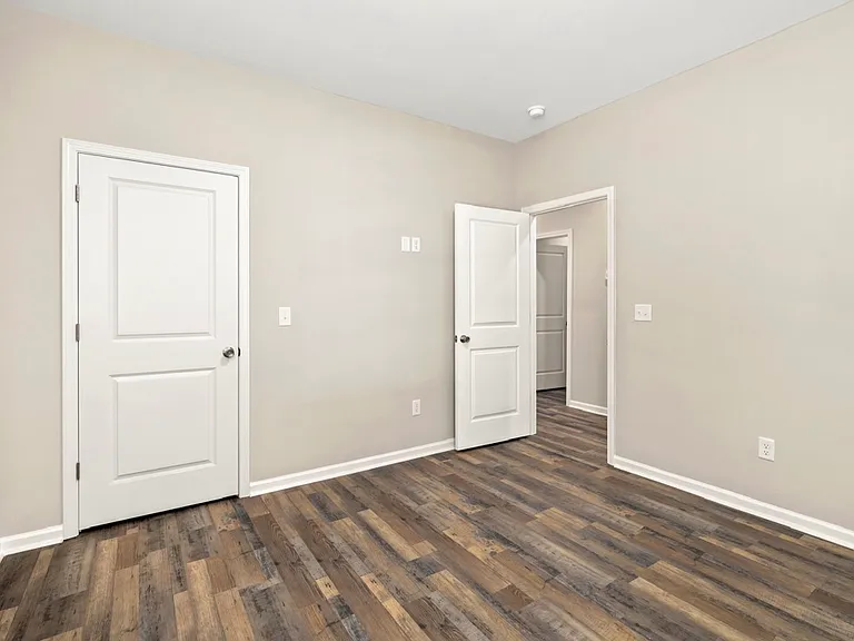 14 Pine St #14 — Photo 8