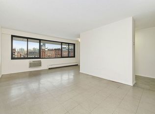 299 Pearl St APT 3A, New York, NY 10038