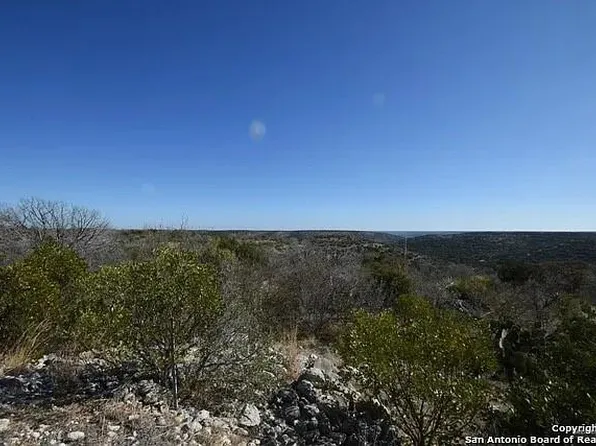 1052 Steep Rd, Del Rio, TX 78840