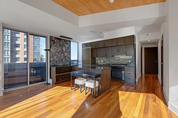 Rented by Compass | media 32