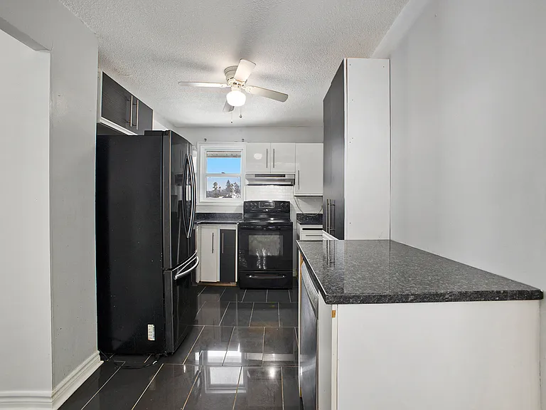 159 Castlefrank Rd #159 — Photo 5