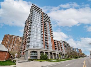 551 Maple Ave #615, Burlington, ON L7S1M7